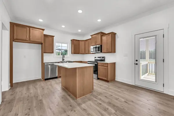 188 Sherlock Dr, Clarksville, TN 37043