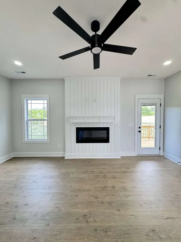 309 Wesson Dr, Clarksville, TN 37043
