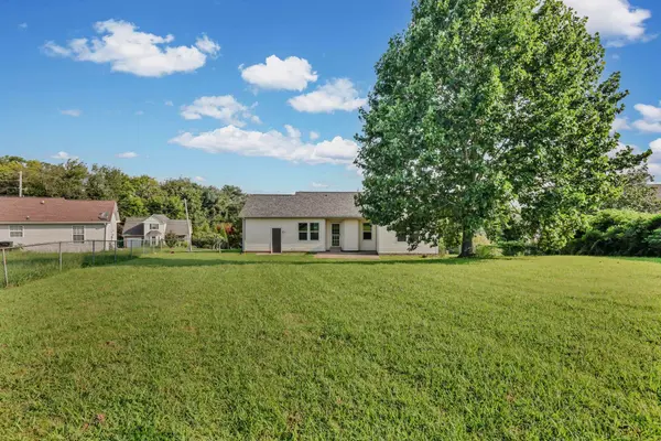 3384 Brownsville Rd, Clarksville, TN 37043