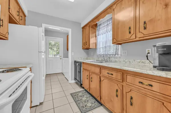 743 Spees Dr, Clarksville, TN 37042