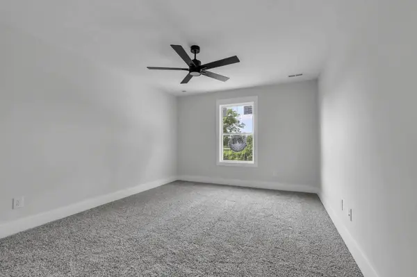 345 Wesson Dr, Clarksville, TN 37043