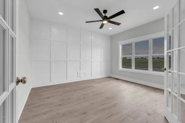238 Low Plains Ln, Clarksville, TN 37043