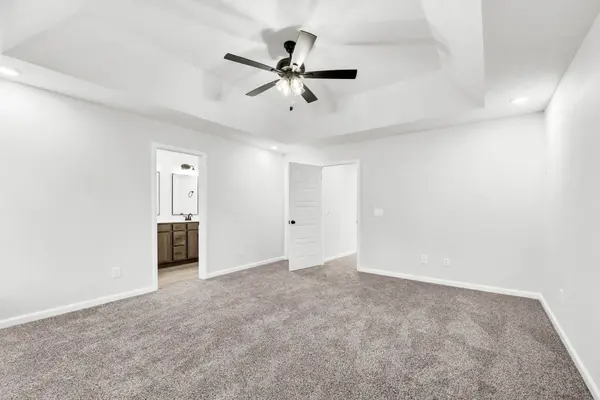 145 Monaghan Dr, Clarksville, TN 37042