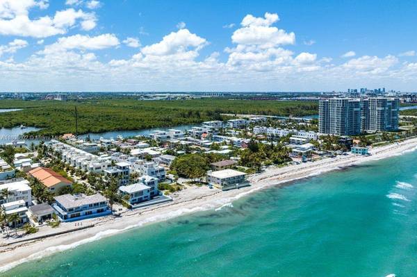 5515 N Surf Rd, Hollywood, FL 33019