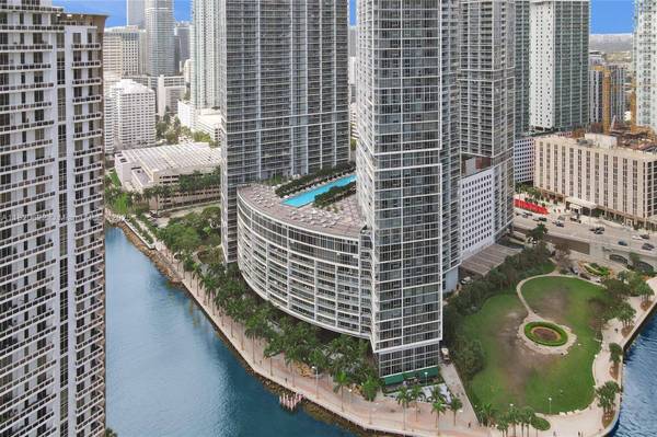 485 Brickell Ave #2009, Miami, FL 33131
