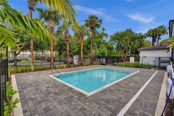 5000 SW 37th St, Pembroke Park, FL 33023