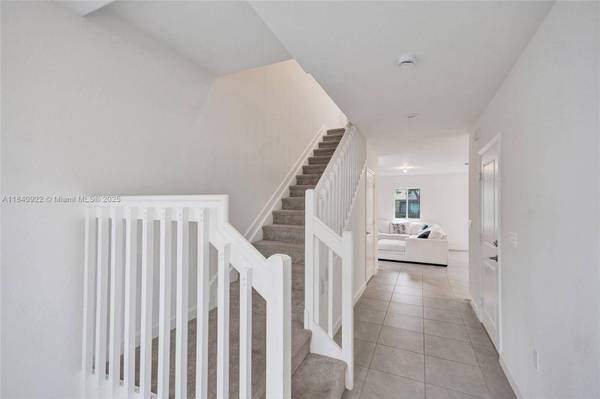 5000 SW 37th St, Pembroke Park, FL 33023