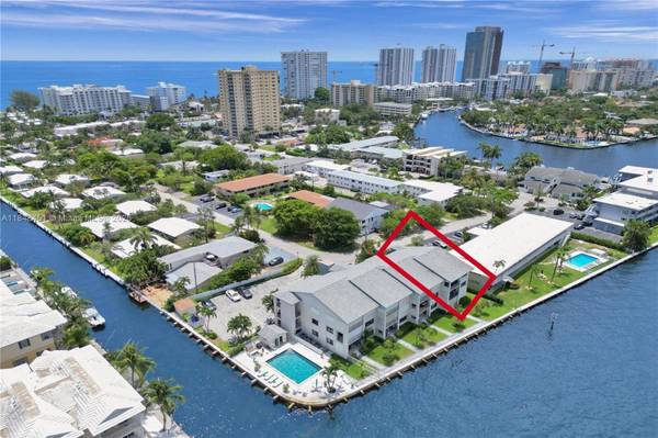 1101 S Riverside Dr #301, Pompano Beach, FL 33062