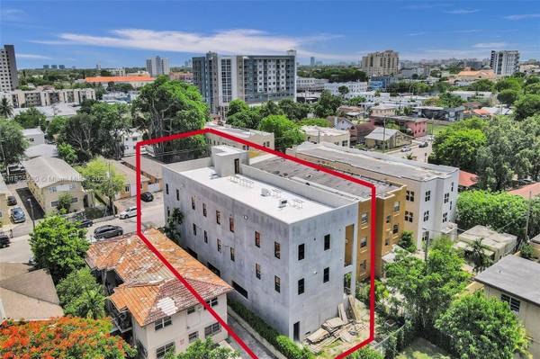 1037 NW 2nd St, Miami, FL 33128