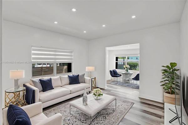 2137 SW 4th St, Miami, FL 33135