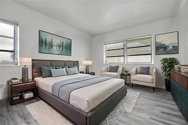 7610 SW 82nd St #J207, Miami, FL 33143