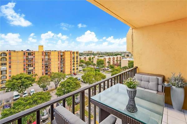 4801 NW 7th St #803-16, Miami, FL 33126