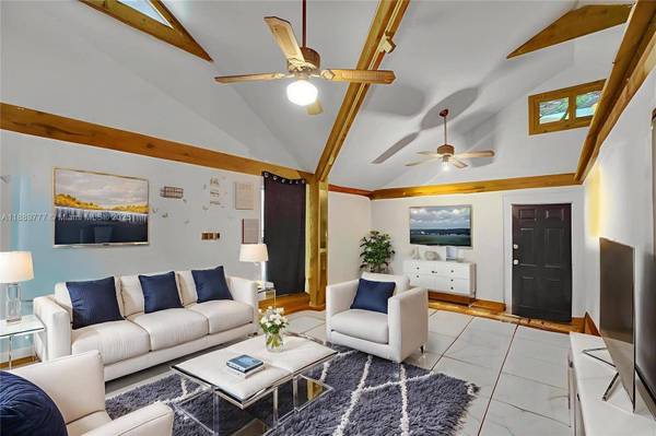 1024 N 24th Avenue, Hollywood, FL 33020