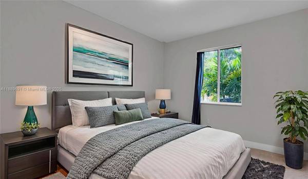 1812 NE 2nd St, Homestead, FL 33033