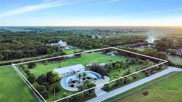 19870 SW 190th St, Miami, FL 33187