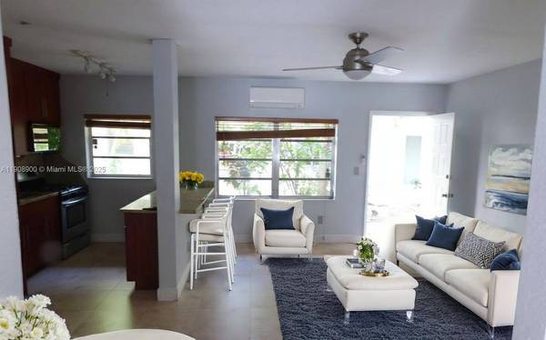 101 Collins Ave #2, Miami Beach, FL 33139