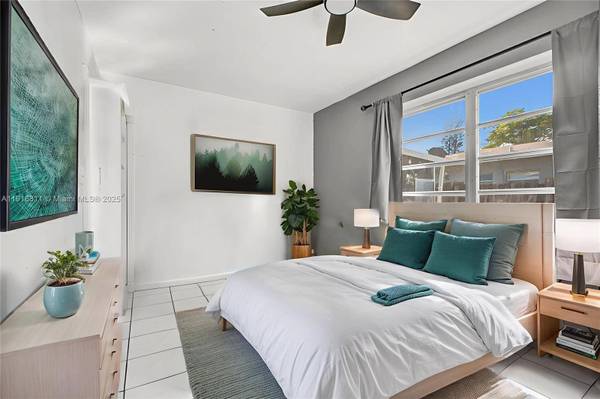 1943 Rodman Street, Hollywood, FL 33020