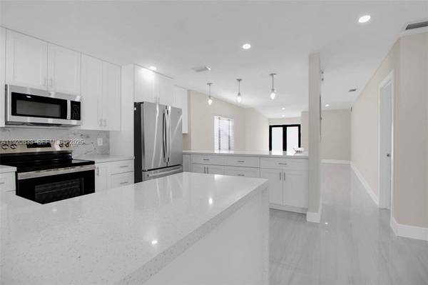 1623 SW 138th Ct, Miami, FL 33175