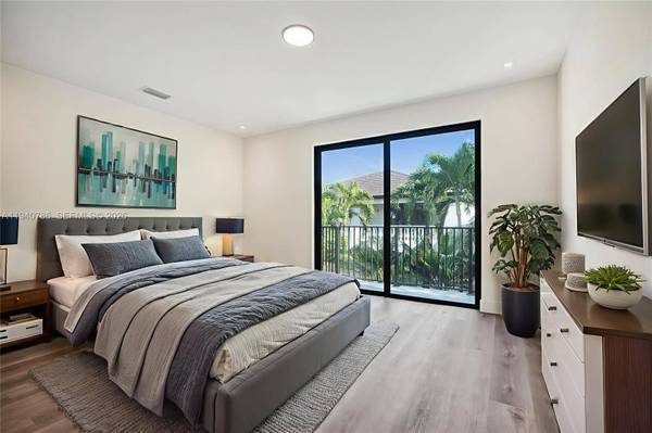 3073 Hibiscus St., Miami, FL 33133