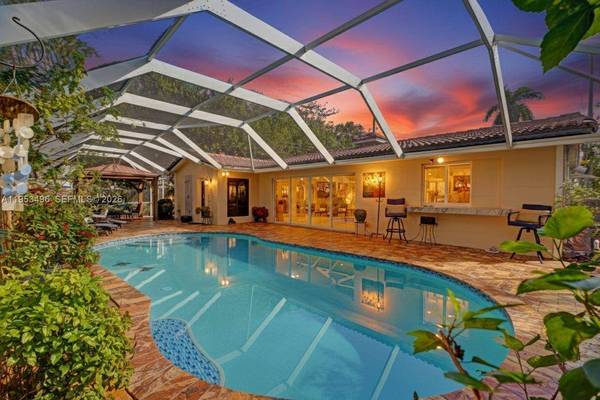 1237 Garfield St, Hollywood, FL 33019