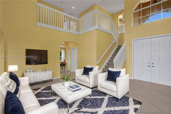 751 SW 191st Ave, Pembroke Pines, FL 33029