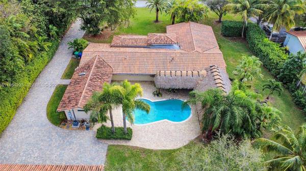 15144 SW 72nd Ct, Palmetto Bay, FL 33158