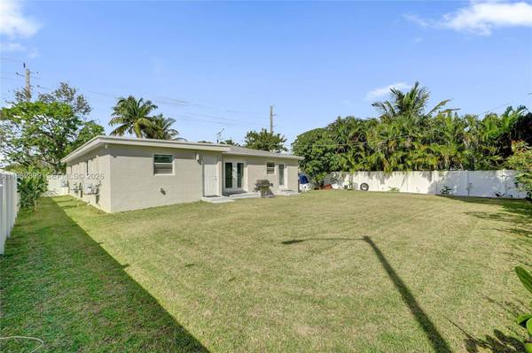 2001 N 22nd Ave, Hollywood, FL 33020