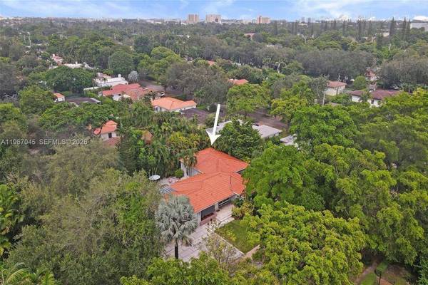 911 Mariana Ave, Coral Gables, FL 33134