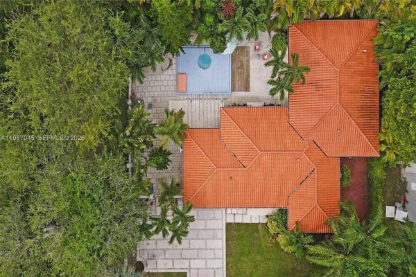 911 Mariana Ave, Coral Gables, FL 33134