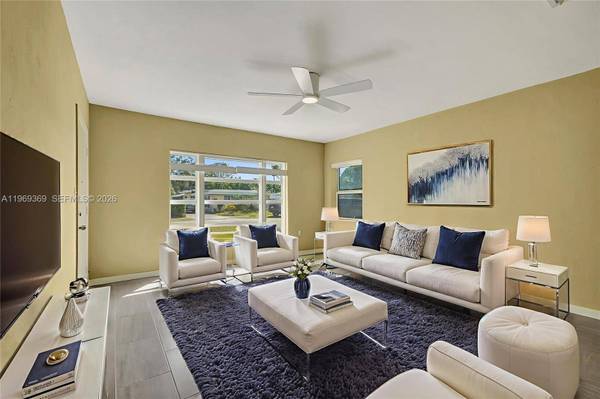 208 SW 2nd Pl, Dania Beach, FL 33004