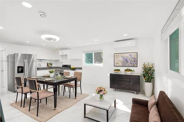 2001 N 22nd Avenue, Hollywood, FL 33020