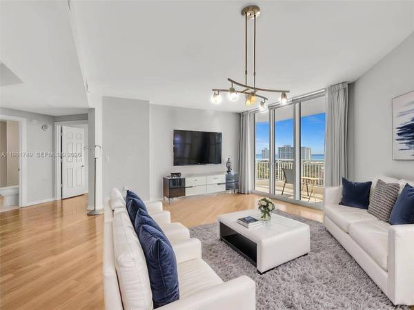 9751 E Bay Harbor Dr #12D, Bay Harbor Islands, FL 33154