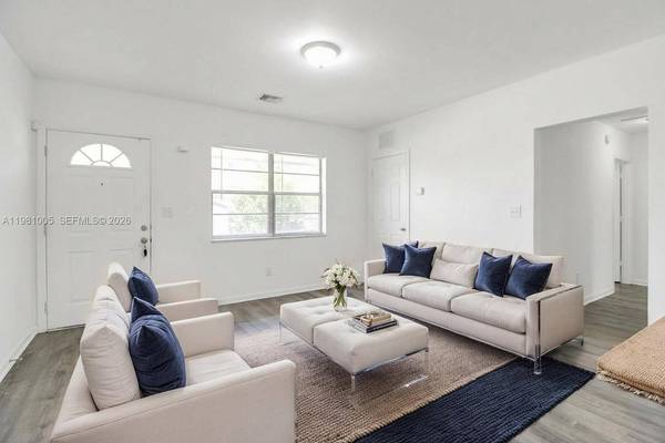 715 NE 92nd St, Miami Shores, FL 33138