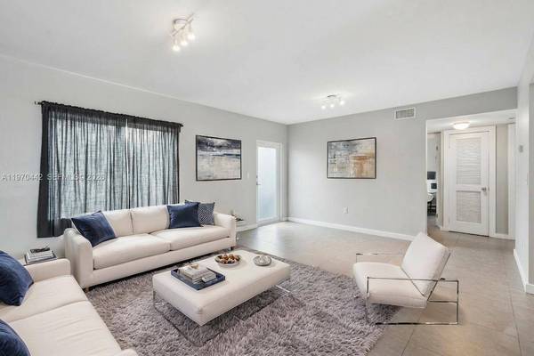 435 NE 69th St, Miami, FL 33138