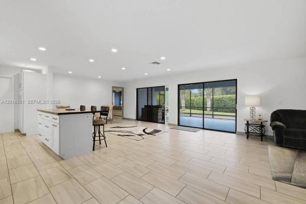 6455 Hitchin Post Way, Delray Beach, FL 33484