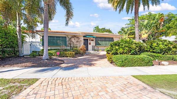623 NE 17th Way, Fort Lauderdale, FL 33304