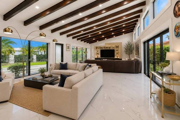 8445 SW 5th St, Miami, FL 33144