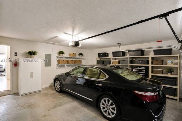 3450 Dunes Vista Dr, Pompano Beach, FL 33069