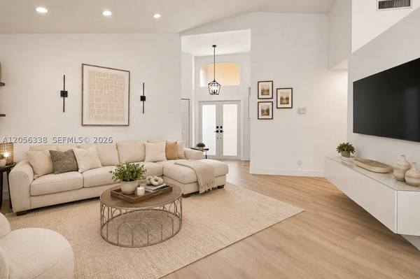 325 Somerset Way, Weston, FL 33326