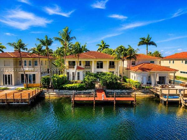 996 Sanibel Dr, Hollywood, FL 33019