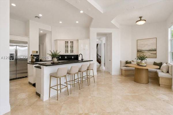 996 Sanibel Dr, Hollywood, FL 33019