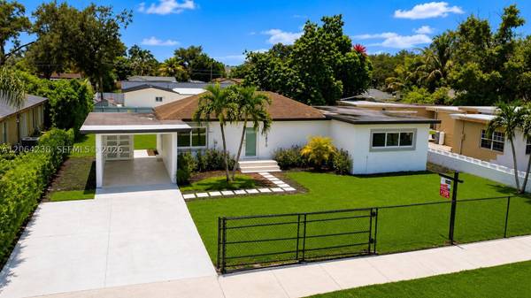 2870 NW 169th Ter