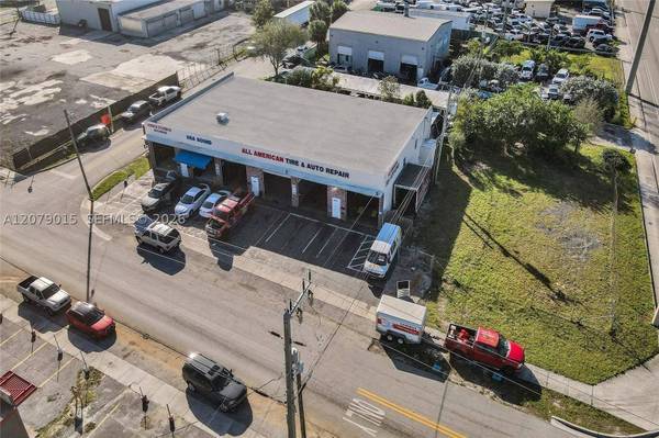 5960 SW 23rd St, West Park, FL 33023