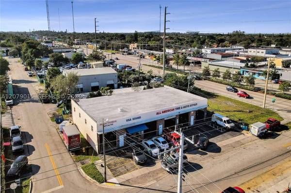 5960 SW 23rd St, West Park, FL 33023