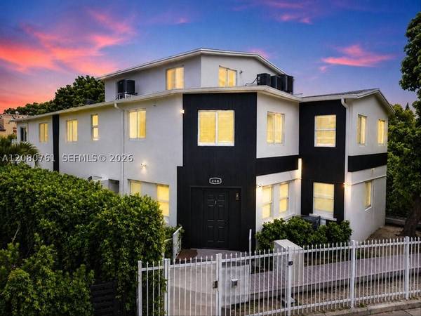 268 NW 34th St