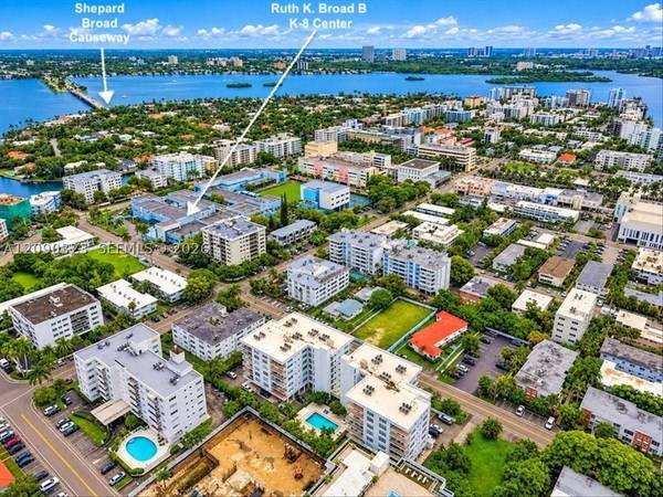 1050 93rd St #3G, Bay Harbor Islands, FL 33154