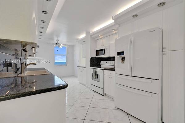 1920 S Ocean Dr #16B, Hallandale Beach, FL 33009