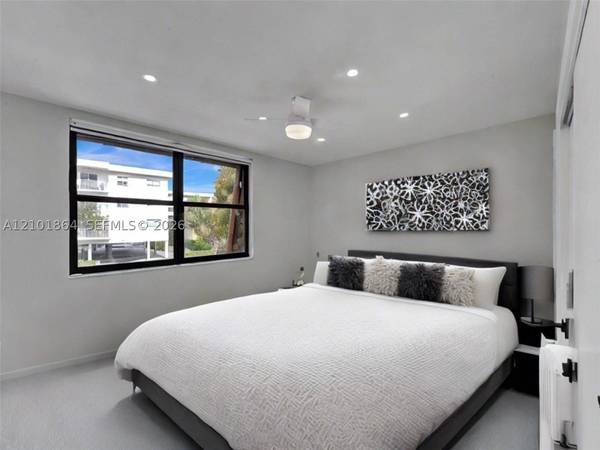 3744 NE 167th St #43, North Miami Beach, FL 33160