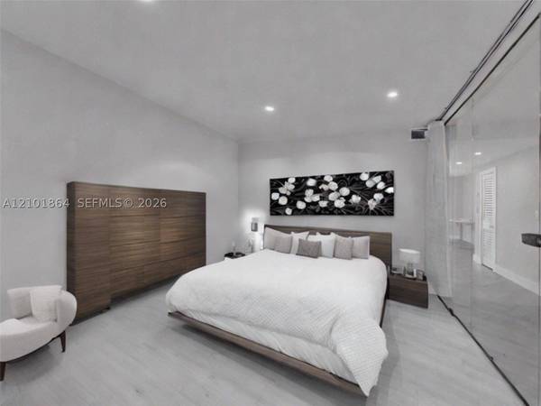 3744 NE 167th St #43, North Miami Beach, FL 33160