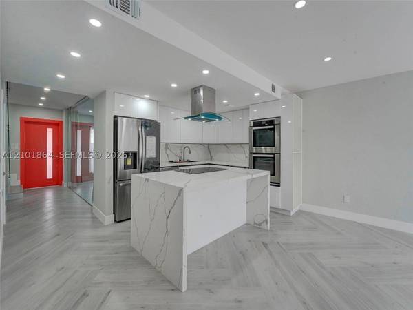 3744 NE 167th St #43, North Miami Beach, FL 33160